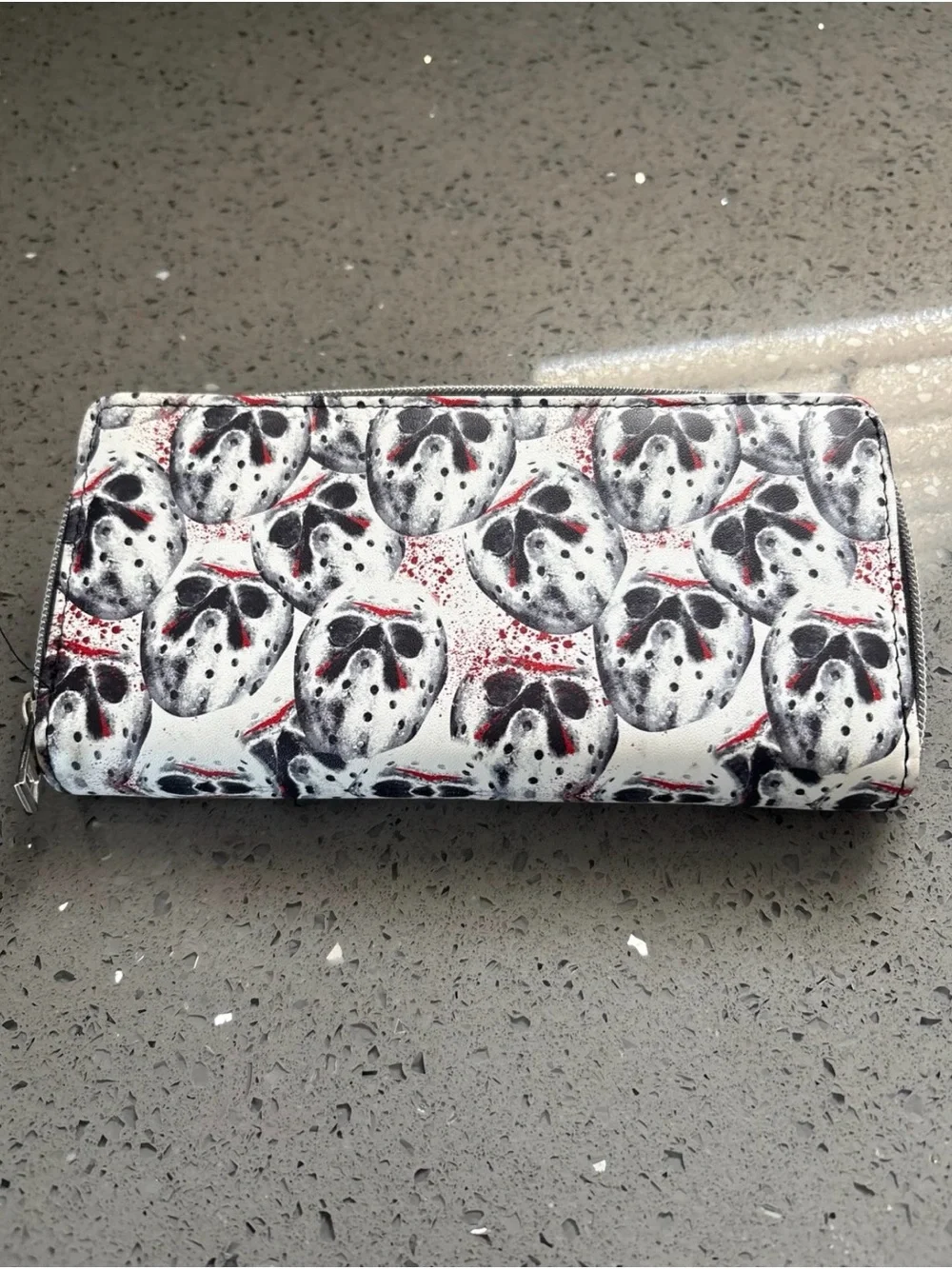 Friday the 13th White & Black Jason Mask Zip Wallet
